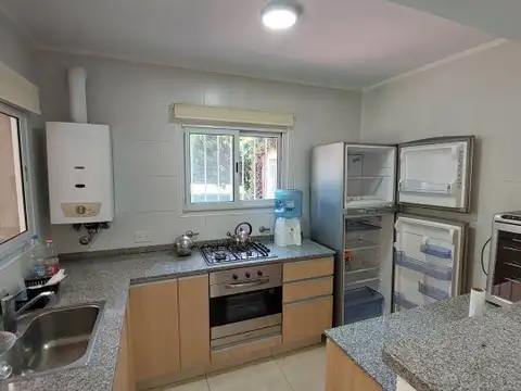Casa en Alquiler en Roldan, $ 1.150.000