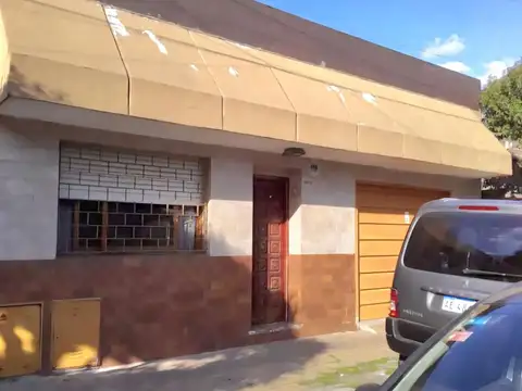 Venta amplia vivienda con garage