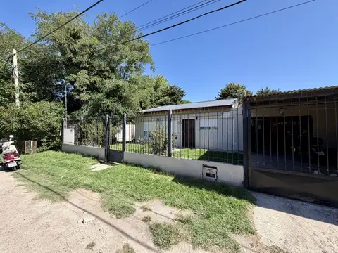 Casa 3 Amb, con generoso jardín