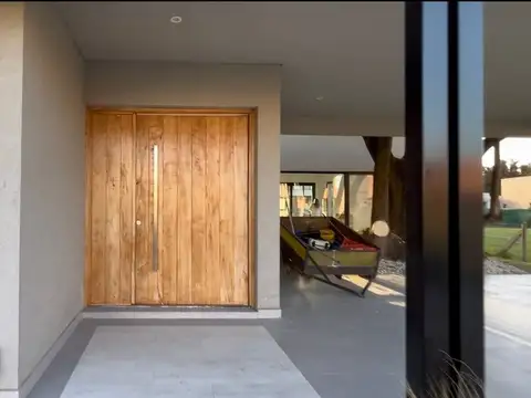 La Calesa, Pilará 500