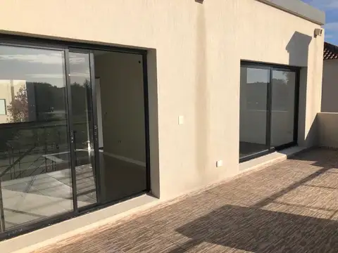 Casa  en Venta en Haras Santa Maria, Escobar, G.B.A. Zona Norte