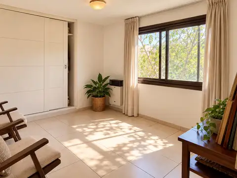 Casa en Alquiler con 1 cochera
