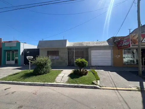 Casa 3 Ambientes sobre Lote Propio de 430 m² - Laprida 2331