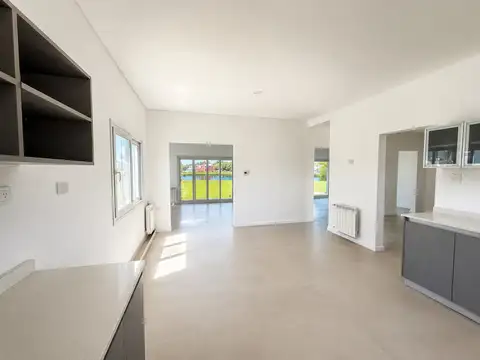 Las Casuarinas del Pilar 100