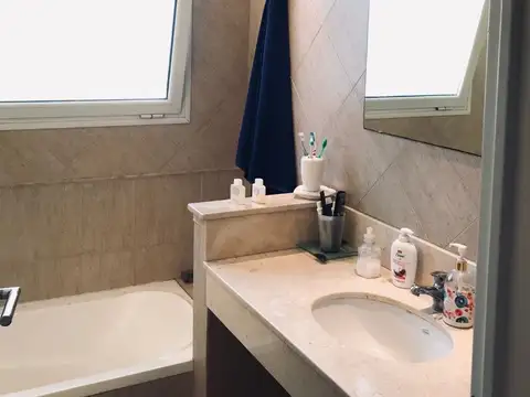 ALTOS DE HUDSON II  IMPECABLE CASA MODERNA CON 3 DORMITORIOS Y PISCINA