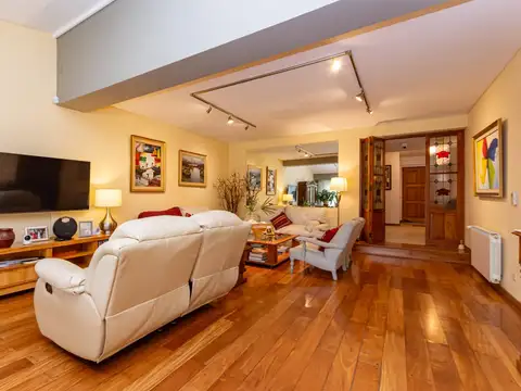Casa en Venta en La Lucila Vías / Libertador, USD 565.000