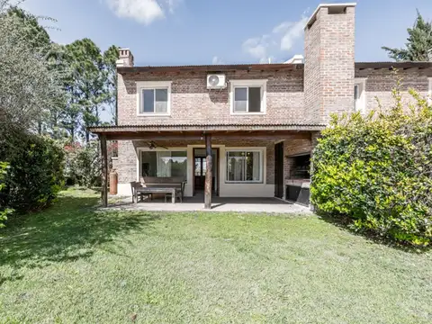 Casa venta en complejo 3 amb.   Santa Catalina 