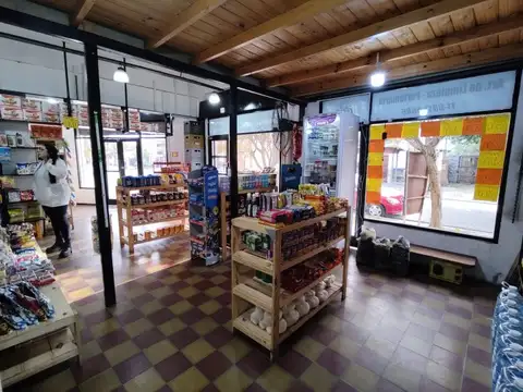 Casa en Venta con 5 cocheras