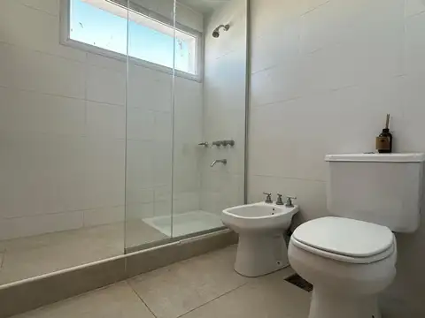 Departamento en Alquiler en La Plata, $ 900.000