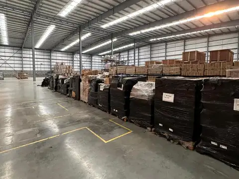 Alquiler de Nave Industrial AAA, con Servicios Logísticos Integrales