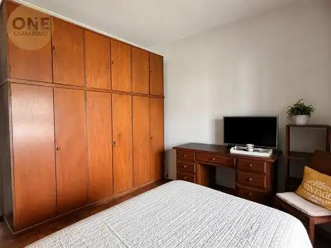 Casa en venta en Ringuelet con jardin y quincho