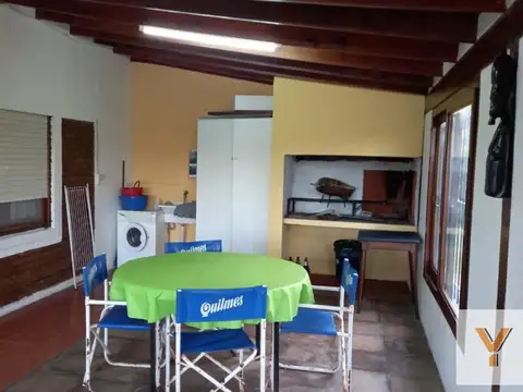 Casa en venta - 3 Dormitorios 2 Baños - 900Mts2 - Miramar