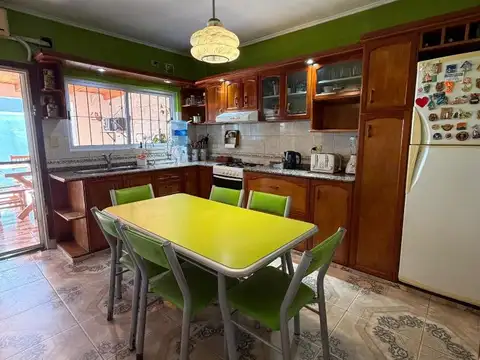 CASA 4 AMBIENTES EN SAN ANTONIO DE PADUA