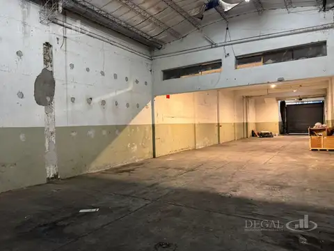 Galpon en Alquiler 7  mts Frente