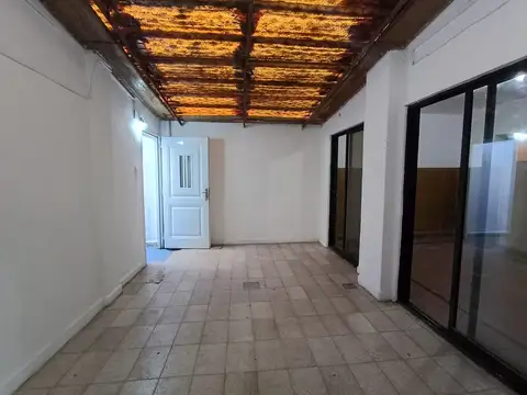 Depto Tipo Casa en Alquiler de 2 dormitorios