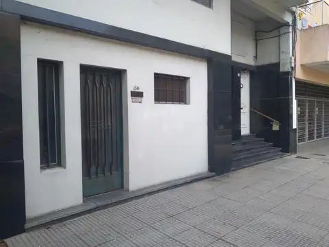 Carlos Antonio López 2500