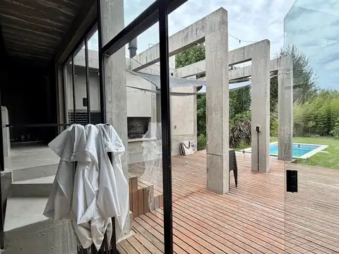 Casa en Venta en Barrio Cube, USD 190.000