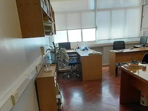 Oficina 2 ambientes con 1 baño
