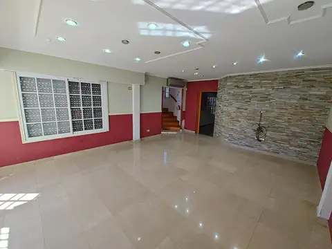 Casa en Venta en Gonzalez Catan, USD 140.000