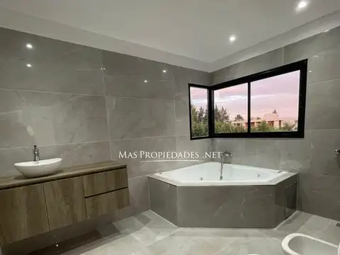 Casa en Venta en Canning, USD 420.000