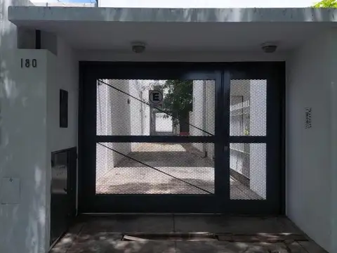 Cochera en Venta en La Plata, Partido de La Plata