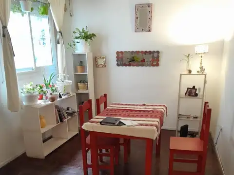 VENTA DE DEPARTAMENTO PH 3 AMBIENTES SIN EXPENSAS EN VILLA CRESPO. NO APTO CRÉDITO.