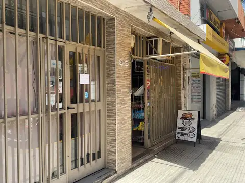 VENTA LOCAL COMERCIAL C BAÑO. AV CASTAÑARES 4700. VILLA LUGANO. CABA.