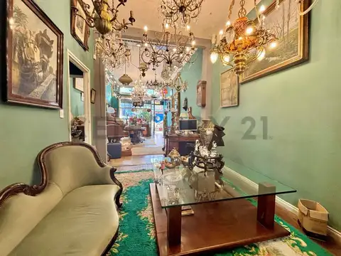 venta de Local en caballito Apto Credito sobre Avenida Gaona