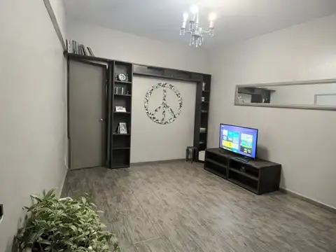 DPTO 2 AMBIENTES. OPORTUNIDAD!