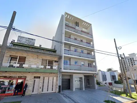 Dpto/Oficina 2 Amb. 43 m²  al Frente - S.Justo (Ctro)