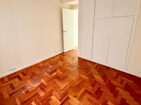 En venta excelente depto 2 amb con dep centro