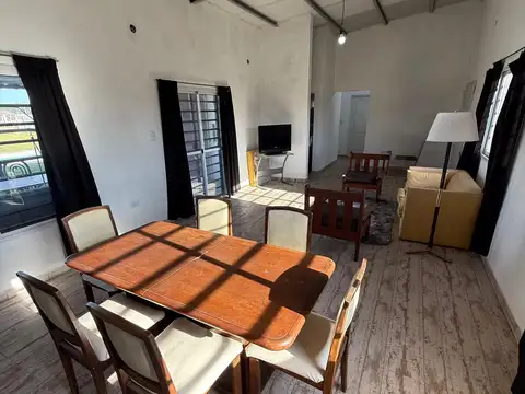Casa 4 ambientes con 1 baño