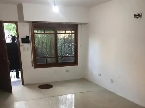 San Isidro, Salguero 200