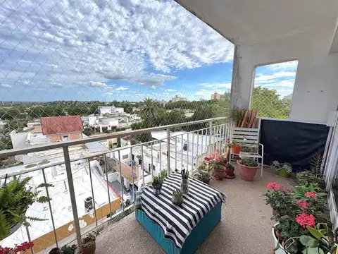 Departamento en Alquiler con 1 cocheras