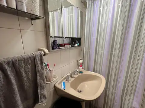 Casa en  venta 6 ambientes MULTIFAMILIAR