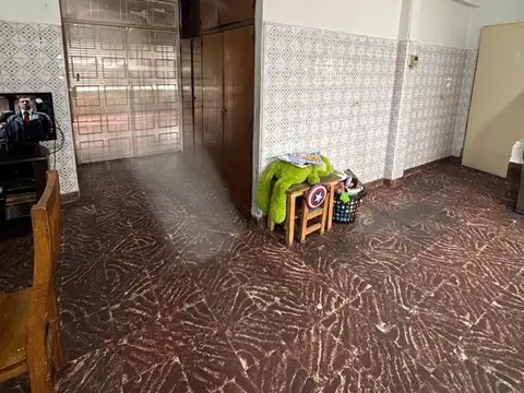 Local en Venta 63 años