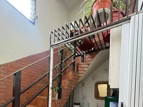 Depto Tipo Casa 4 ambientes con 1 baño