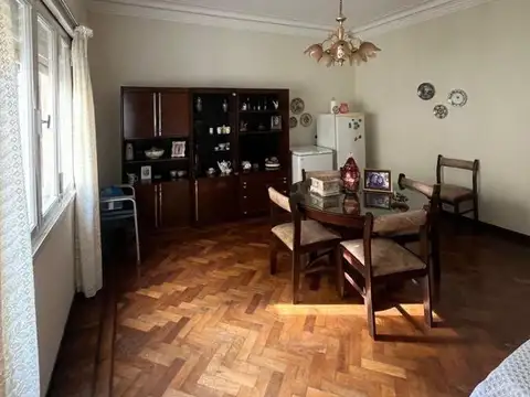 Depto Tipo Casa en Venta de 4 ambientes