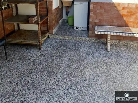 Depto Tipo Casa en Alquiler de 3 ambientes
