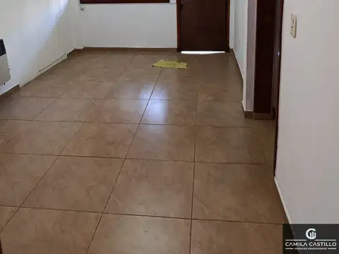 Depto Tipo Casa en Alquiler de 2 dormitorios