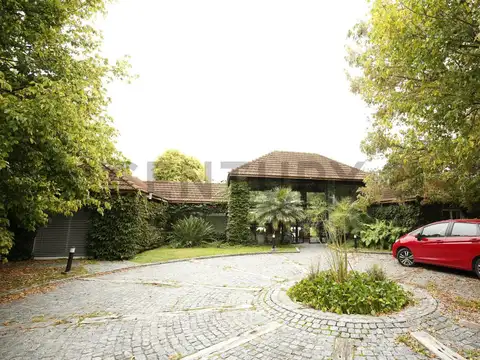 Casas en venta en barrio Don Carlos, Gonnet