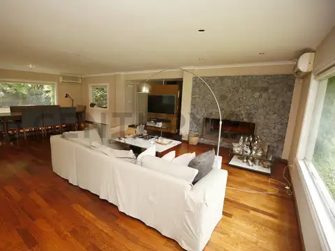 Casas en venta en barrio Don Carlos, Gonnet