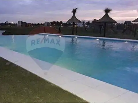 Casa en Venta en Laguna Azul, USD 129.999
