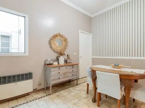 Depto Tipo Casa en Venta con 1 cocheras