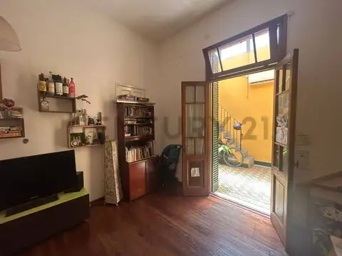Gaona 3300, Piso 0