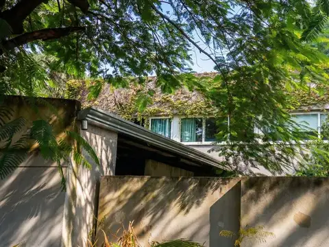Casa 6 ambientes con 3 baños