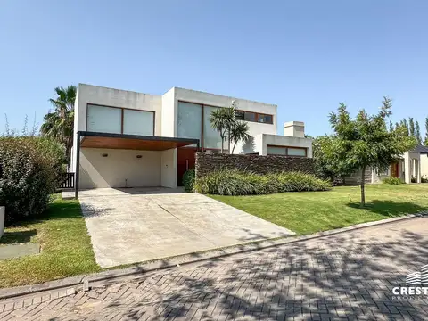 Venta casa 3 dormitorios Aguadas Funes Barrio Privado