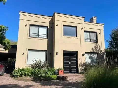 Casa en Venta en Belén de Escobar, USD 340.000