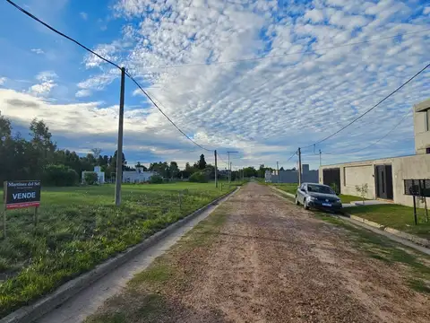 Terreno en Venta, FOS 70