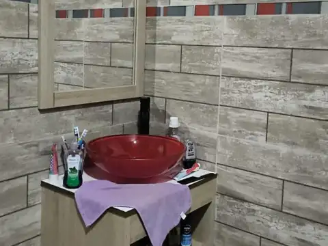 Se Vende Casa de un Dormitorio en Carpincho Macho